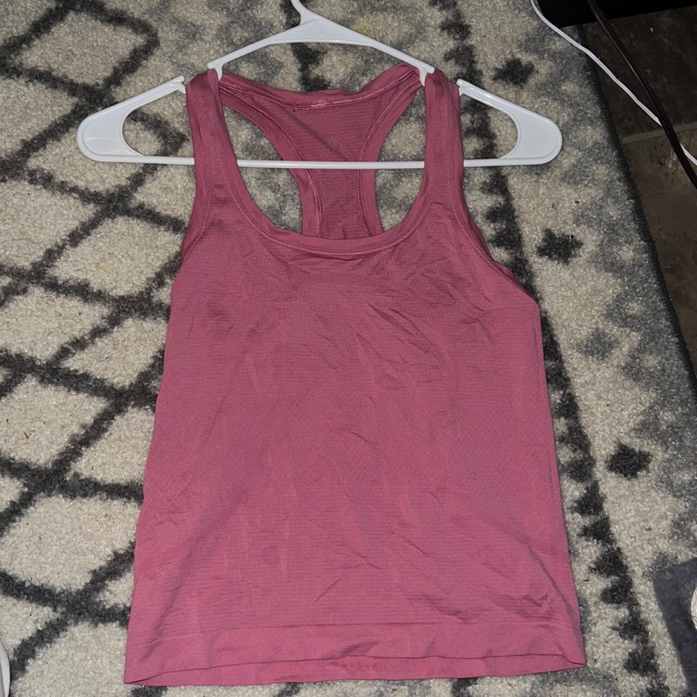 Lululemon tight fitted tank top